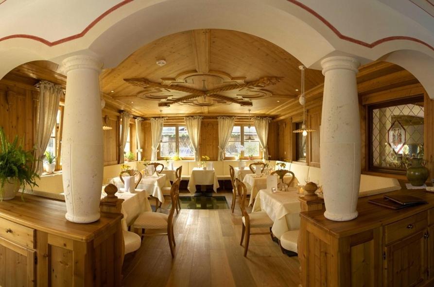 Hotel Castel Oswald Von Wolkenstein 카스텔로토 외부 사진