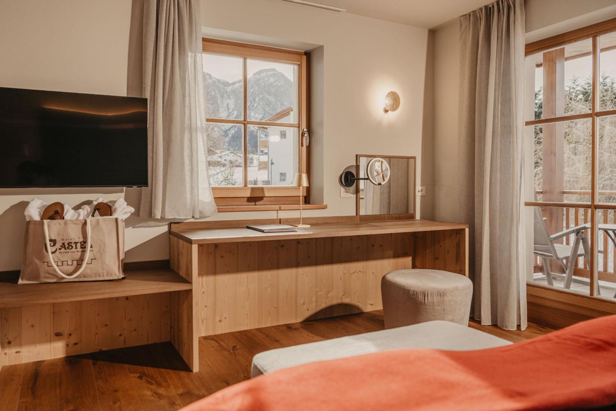 Hotel Castel Oswald Von Wolkenstein 카스텔로토 외부 사진